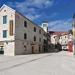 Beautiful In With Wifi Apartament