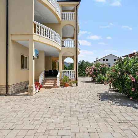 Apartment 1 Bedroom Amazing In Vodice